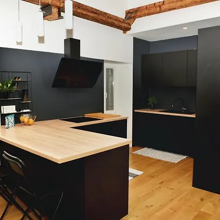 Apartment Beautiful In Center