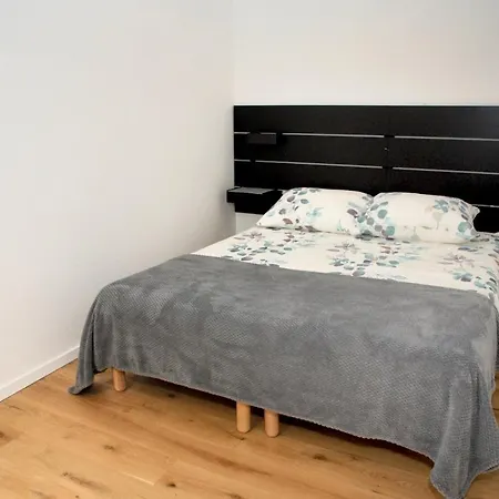 Beautiful In Center Apartment